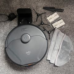 Eufy x8 Pro vacuum and floor cleaner with spare parts