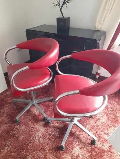 Red Leather Swivel Chair/s
