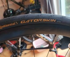 Gatorskin 700x25mm pair