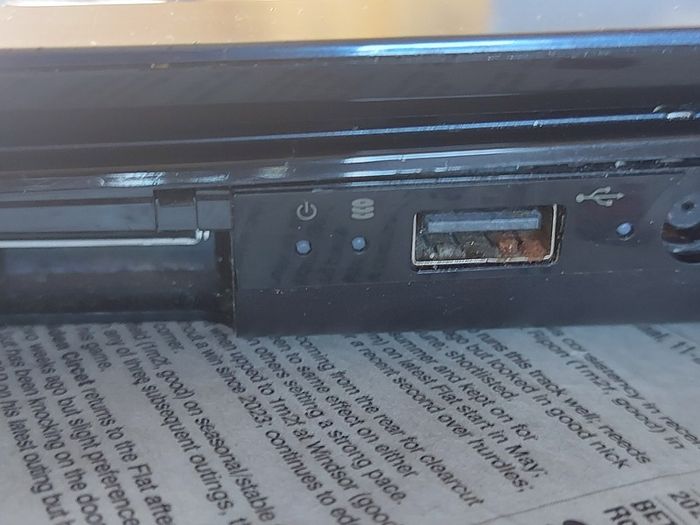 HP Pavilion G6, Intel Core i3-3110M, 2.4GHz, 6GB Ram, Windows 8, Opera, Chrome and VLC