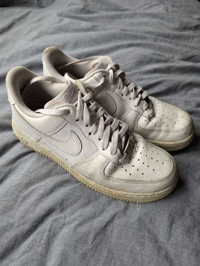 3x Pairs Second Hand Nike Trainers