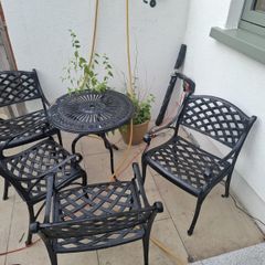 Solid Cast Iron Garden furniture Table & 4 chairs