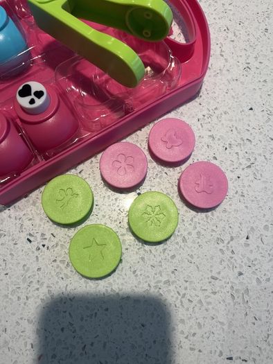 Paper punch & Embossing stamp set - excellent condition