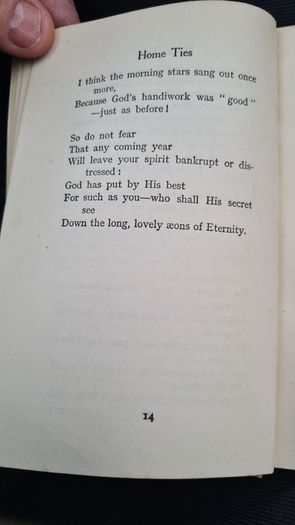 Through The Window Of A Little House By Fay Inch Fawn. Hardback In Good Condition.