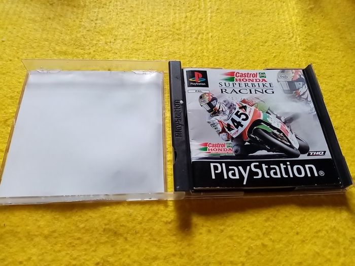 Castrol Honda superbike racing PlayStation 1 Ps1 PlayStation 2 ps2 games Original