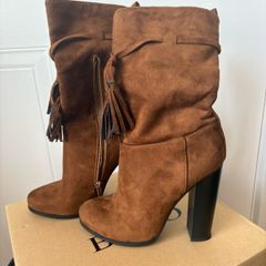Ladies suede high-heeled boots size Uk4 Eur37