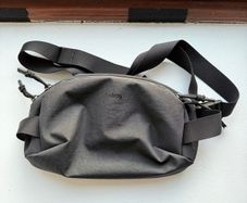 Bellroy Venture Ready Sling 2.5L - Brand New