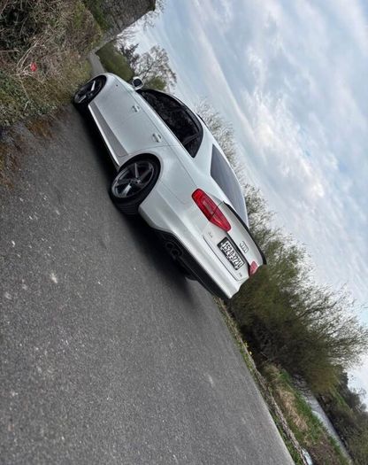 Audi A4 Sunroof Sline Black edition