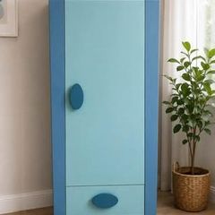 kids wardrobe