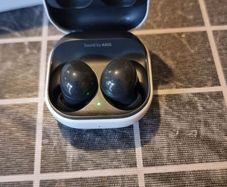 galaxy buds2