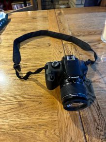 Canon EOS 4000D Camera + EF 75-300mm III lens bundle