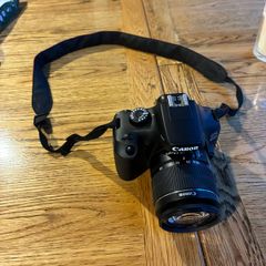 Canon EOS 4000D Camera + EF 75-300mm III lens bundle
