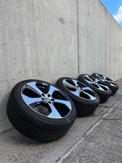 Genuine Volkswagen R-Line Austin 18" Alloy Wheels