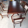 Extendable table and 8 chairs Image 7