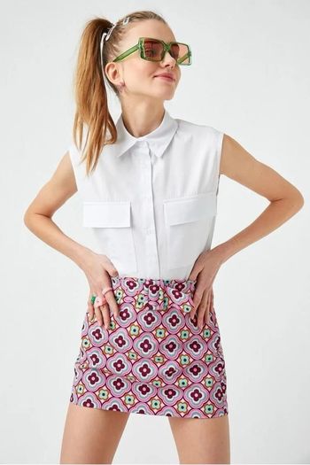 ZARA Pink Floral Mini Skirt Size 8!