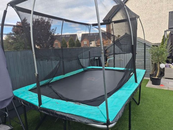 Trampoline 12ft x 8 ft