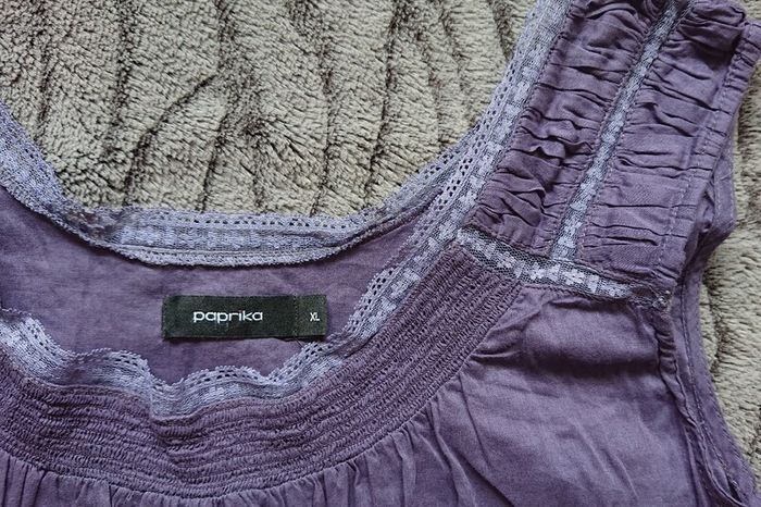 Paprika Top.  Size 16
