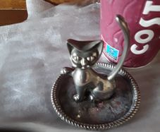 ring holder