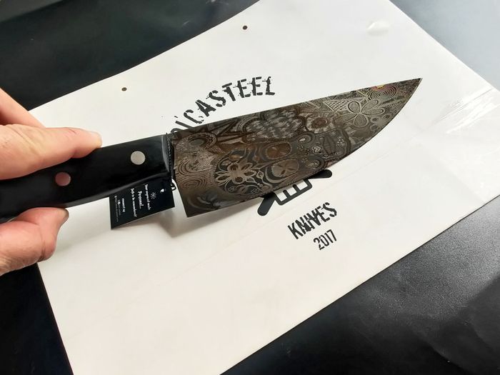 Chef Black Knife Skull Desing By Di'Casteel