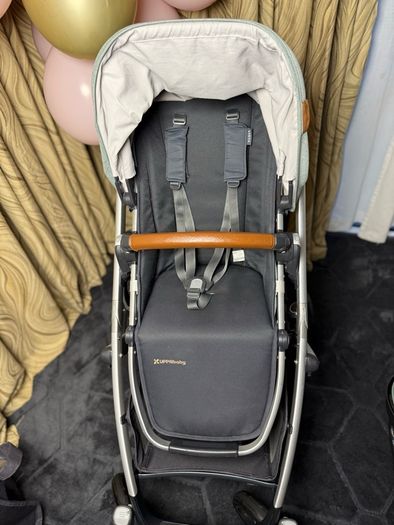 Full travel System Uppababy Vista V2 with car seat and isofix