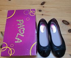 Girls Black Pumps size 33/1