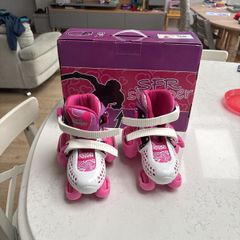 Stomper Roller Skates