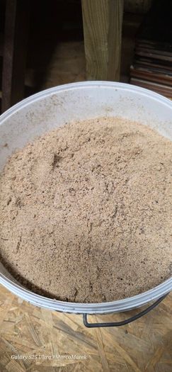 White sand for aquarium