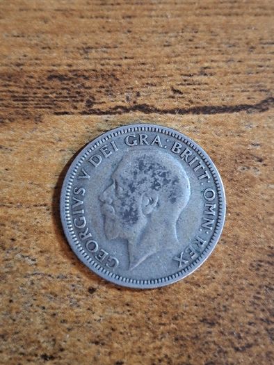 Great Britain UK 1931, One Shilling, George V, Silver Coin - free standard postage
