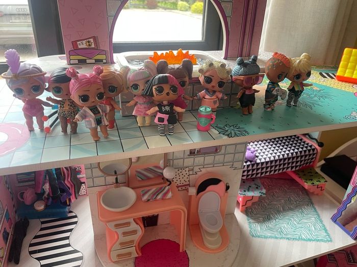 LOL Surprise Dolls House