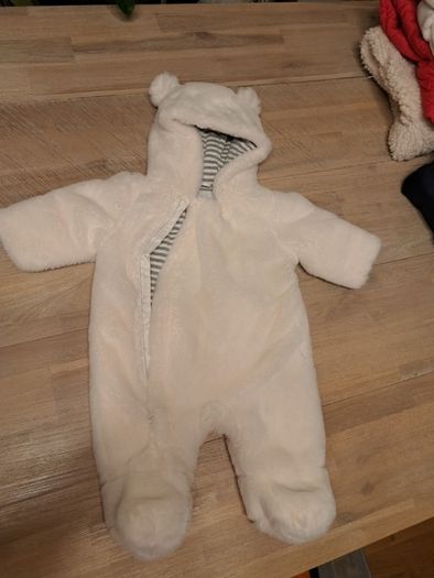 Newborn Pram suit white