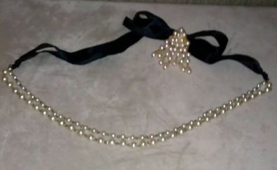 Pearl & Ribbon Vintage Style Necklace
