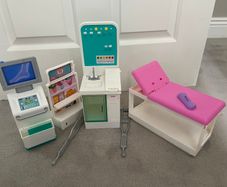 Barbie doctor set