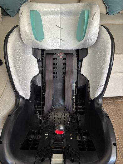 Joie spin 360 car seat