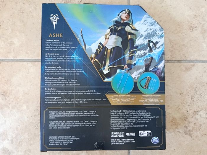 League of Legends - Ashe The Frost Archer Collectible Figure The Champion Collection