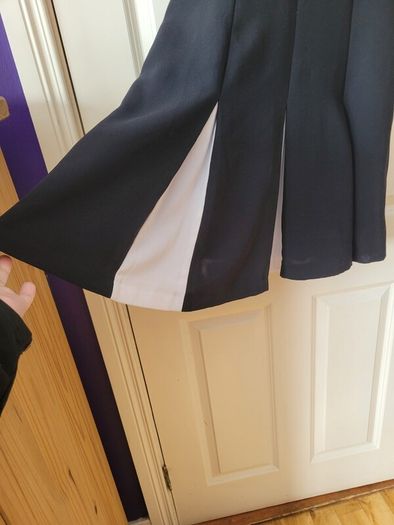 Ted baker black and white Ciena crepe pleated cocktail swing dress