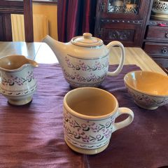 Nicholas Mosse lavender  new tea set from Washington Creek USA . A tea pot, large mug, creamer and sugar bowl .