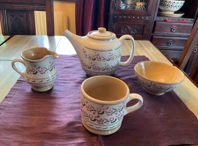 Nicholas Mosse lavender  new tea set from Washington Creek USA . A tea pot, large mug, creamer and sugar bowl .