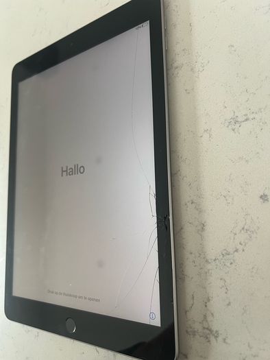 iPad 6th Generation