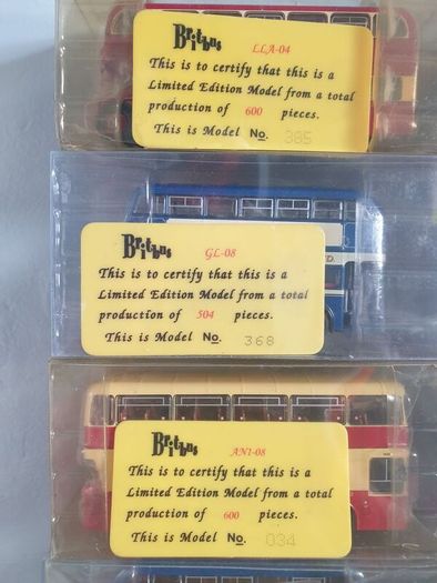 Jot Of Lot Of English British Bulldogs  Bussies Limited Edition