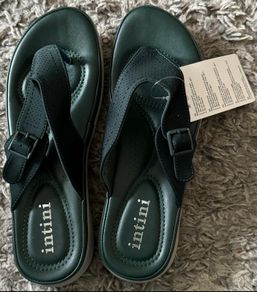 Brand new Hsyooes women's Flip Flops