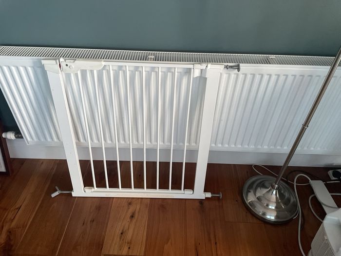 Baby stair gate