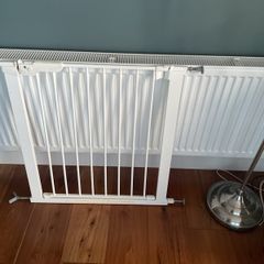 Baby stair gate