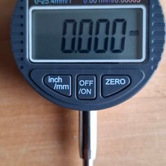 Digital depth guage