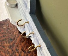 Key hanger