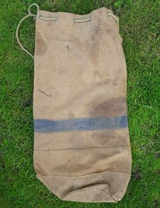 militaria vintage navy kit bag with D lock( picture added)