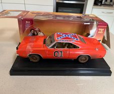 Dodge Charger General Lee Rare Dirt Version 1/18