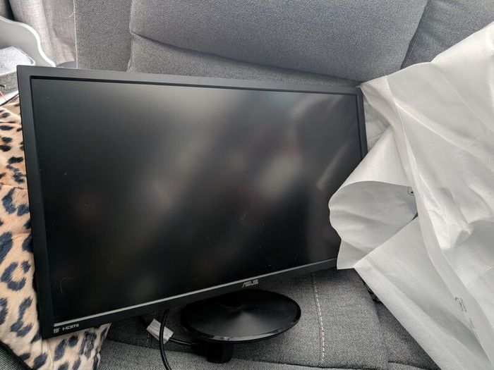Asus monitor 28 inch