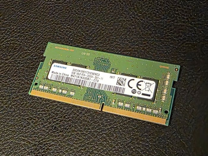 Samung 1x8GB DDR4-2666 SODIMM RAM | Free Shipping to Ireland