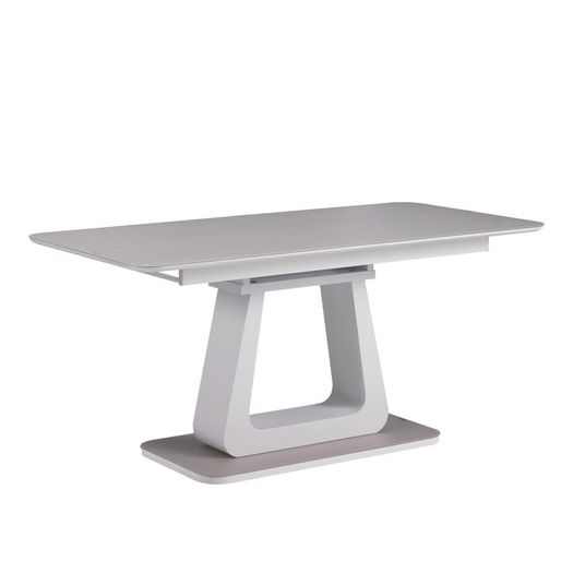 Extendable Dining table with six chairs on sale !