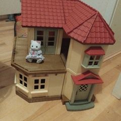 Sylvanian red roof house